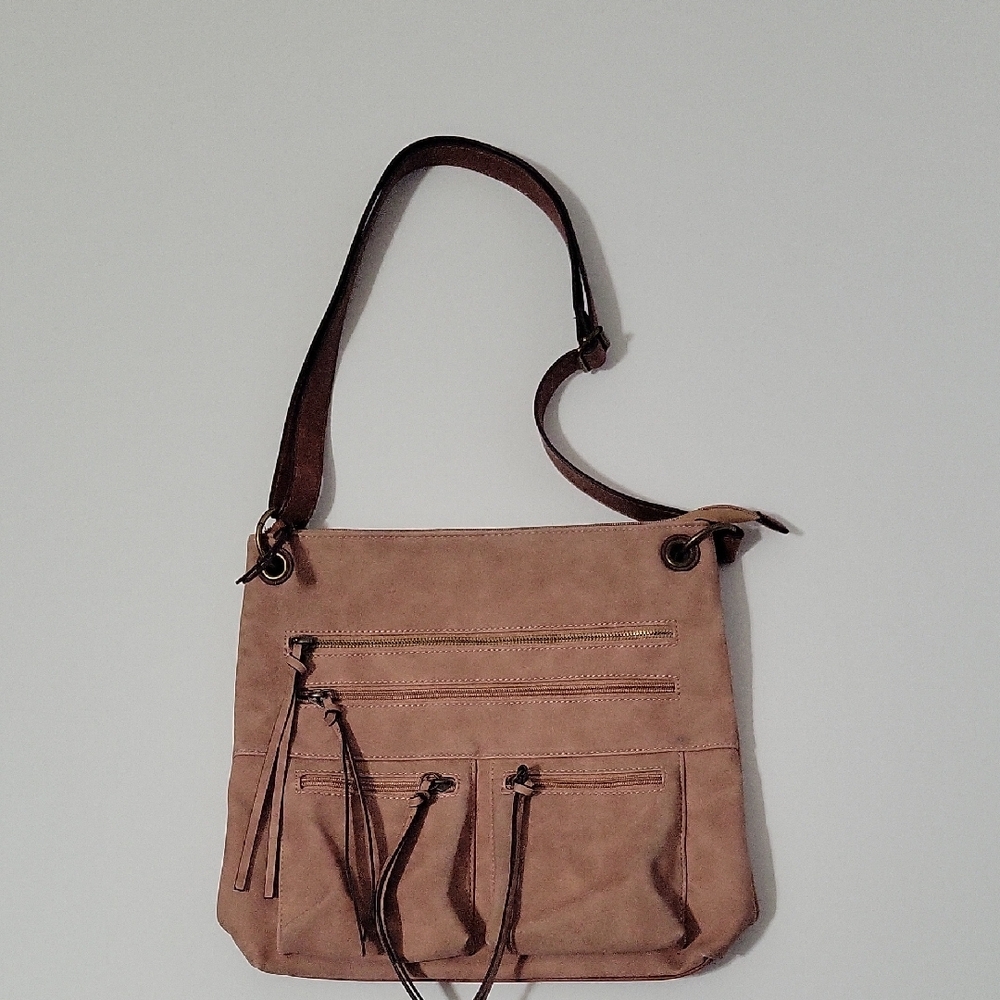 Bueno Hobo Style Shoulder Bag